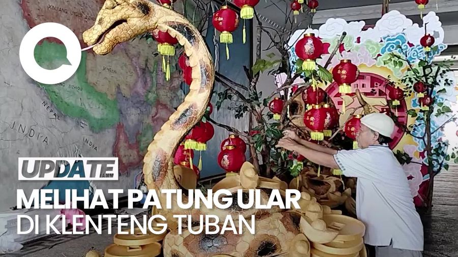 Video: Wujud Patung Ular Besar di Klenteng Tuban Menyabut Imlek