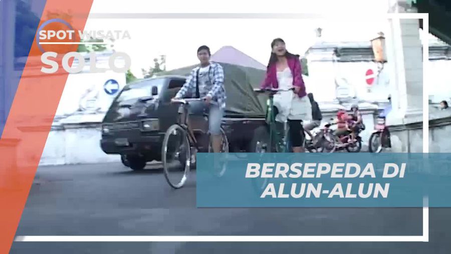 Bersepeda Santai di Alun-alun Keraton, Solo
