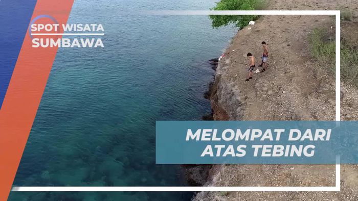 Menaklukkan Tebing Sui dan Melompat ke Laut di Sumbawa