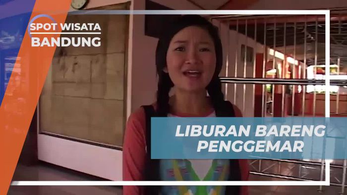 Mencari Penggemar di Stasiun Bandung dan Berkeliling Kota