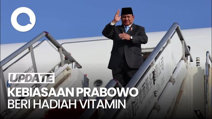Video: Prabowo Ternyata Kerap Beri Hadiah Vitamin untuk Megawati-Jokowi
