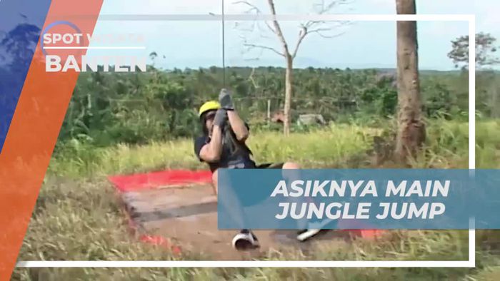Mencoba Serunya Rintangan Jungle Jump di Banten