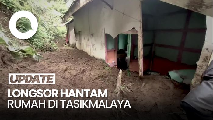 Video: Longsor Hantam Rumah Warga di Tasikmalaya, Pria Paruh Baya Tewas