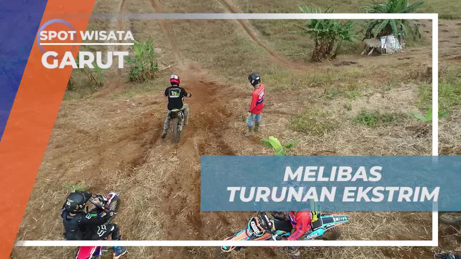 Tantangan Ekstrem Melibas Turunan di Gunung Kasuma, Garut