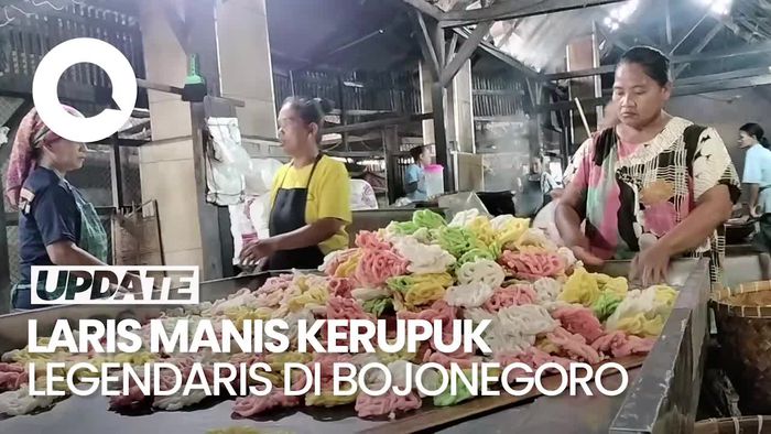 Video: Berkah Isra Mikraj-Imlek untuk Penjual Kerupuk Legendaris di Bojonegoro