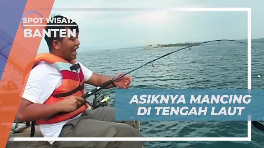 Menikmati Hasil Mancing di Laut Banten