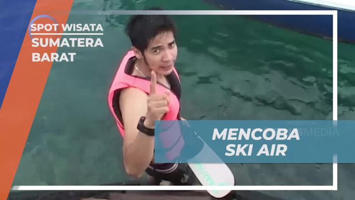 Mencoba Ski Air Seru di Pulau Cubadak, Sumatra Barat
