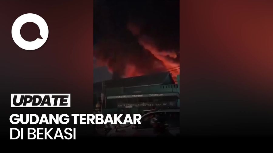 Video: Kebakaran Gudang di Tambun Bekasi, Asap Membubung 