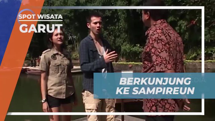 Menjelajahi Keasrian Kampung Sampireun di Garut