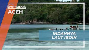 Bermain Air dan Menikmati Laut Iboih di Aceh
