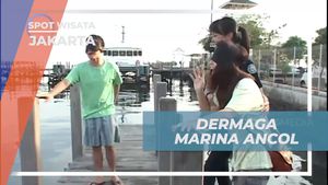 Menikmati Pemandangan di Dermaga Marina Ancol, Jakarta