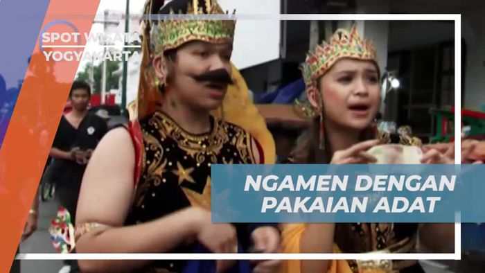 Coba Peruntungan Mengamen di Kawasan Malioboro, Yogyakarta