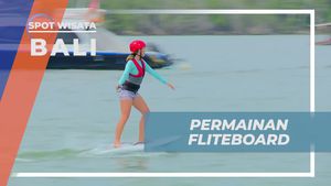 Rasakan Serunya Bermain Fliteboard di Pantai Serangan, Bali