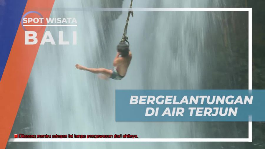 Bergelantungan Seru di Ayunan Air Terjun Campuhan, Bali