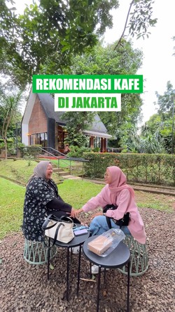 Video: Mencicipi Lidah Sapi Penyet di Kafe Jakarta Berkonsep Bandung Vibes