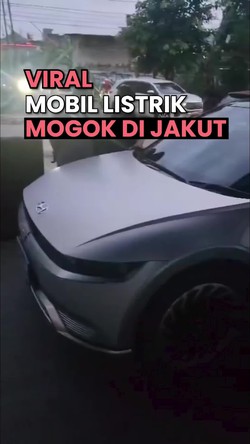 Video Viral Mobil Listrik Mogok Bikin Macet Panjang di Ancol Jakut