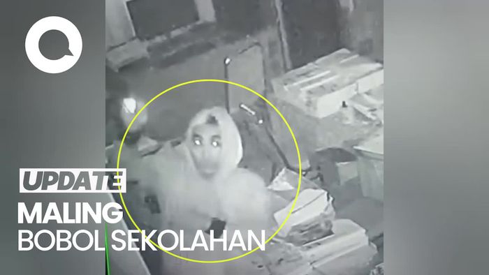 Video CCTV Aksi Maling Gasak Proyektor-Tabungan di SD Bogor