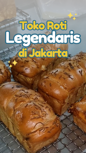 Video: Main ke Toko Roti Gelora yang Sudah Berdiri Sejak Tahun 1950