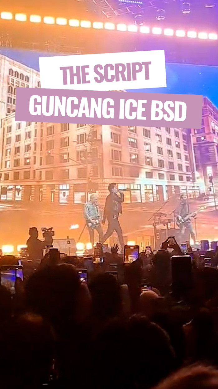 Video: The Script Buka Konser dengan You Wont Feel A Thing