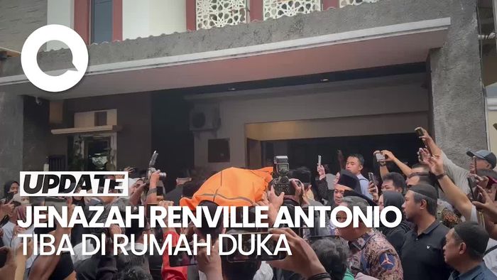 Video Isak Tangis Sambut Kedatangan Jenazah Renville Antonio