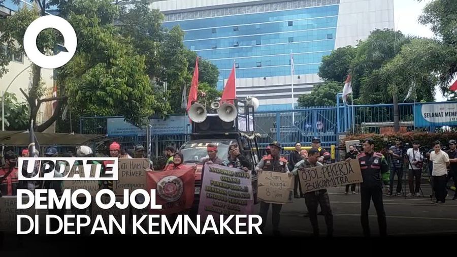 Video: Driver Ojol Demo di Depan Kemnaker Hari Ini, Tuntut Pemberian THR