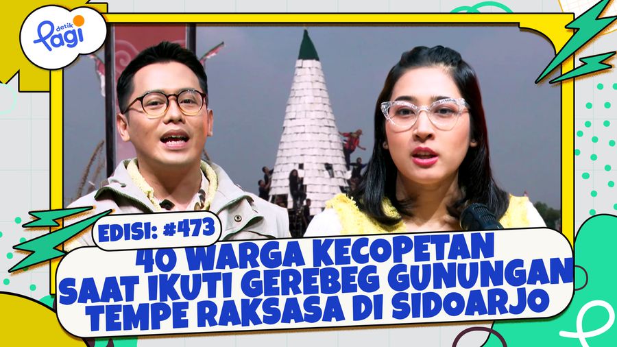 40 Warga Kecopetan Saat Ikuti Gerebeg Gunungan Tempe Raksasa di Sidoarjo