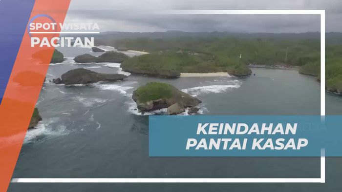 Menikmati Keindahan Pantai Kasap dari Puncak Raja Ampat, Pacitan