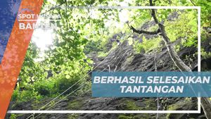 Menyelesaikan Tantangan Rock Climbing di Tebing Batu Hideung, Banten