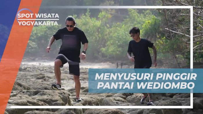 Menyusuri Keindahan Pinggir Pantai Wediombo, Yogyakarta