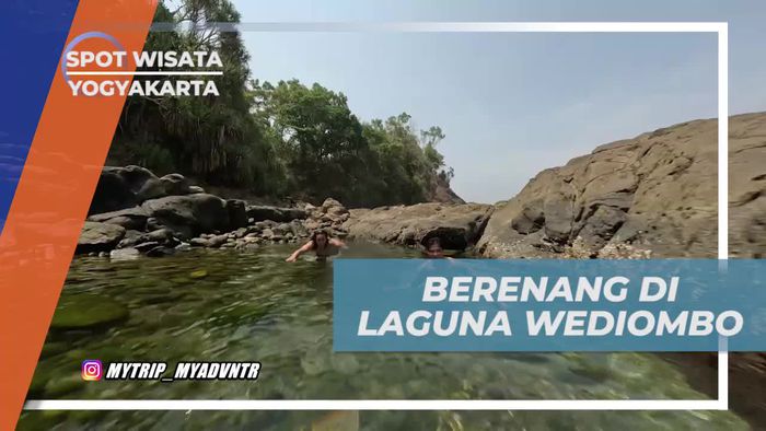 Berenang di Kejernihan Laguna Wediombo, Yogyakarta