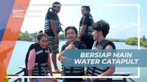 Bersiap untuk Main Water Catapult di Batu Karas, Pangandaran