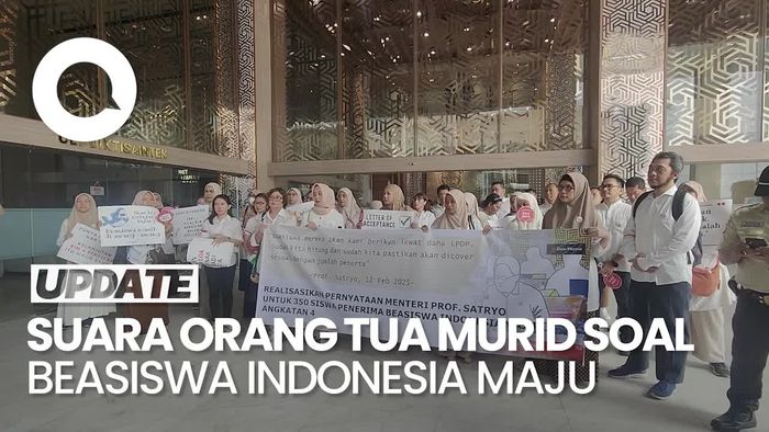 Video: Aksi Orang Tua Murid Tuntut Kejelasan Beasiswa Indonesia Maju