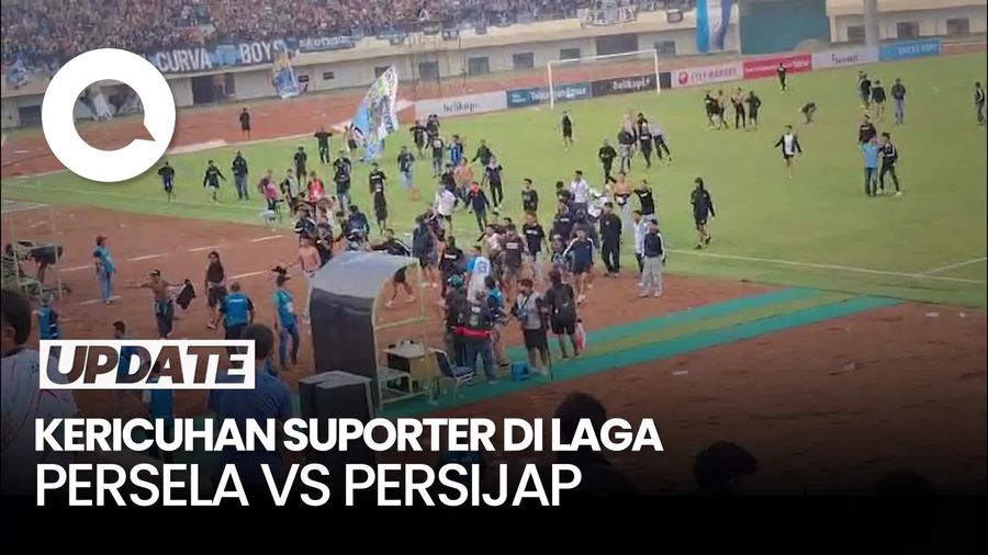 Video Amuk Suporter Persela di Laga Lawan Persijap: Rusak-Bakar Stadion Tuban