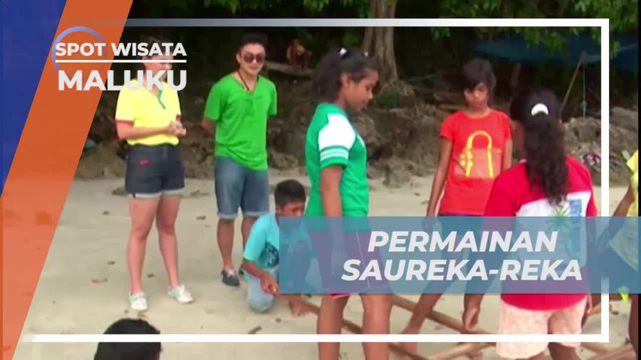 Seru-seruan Bermain Tradisi Saureka-reka di Pantai Natsepa, Maluku