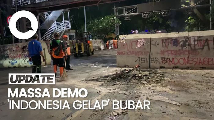 Video: Massa Demo Indonesia Gelap Bubar, Jalan ke Arah Istana Dibuka
