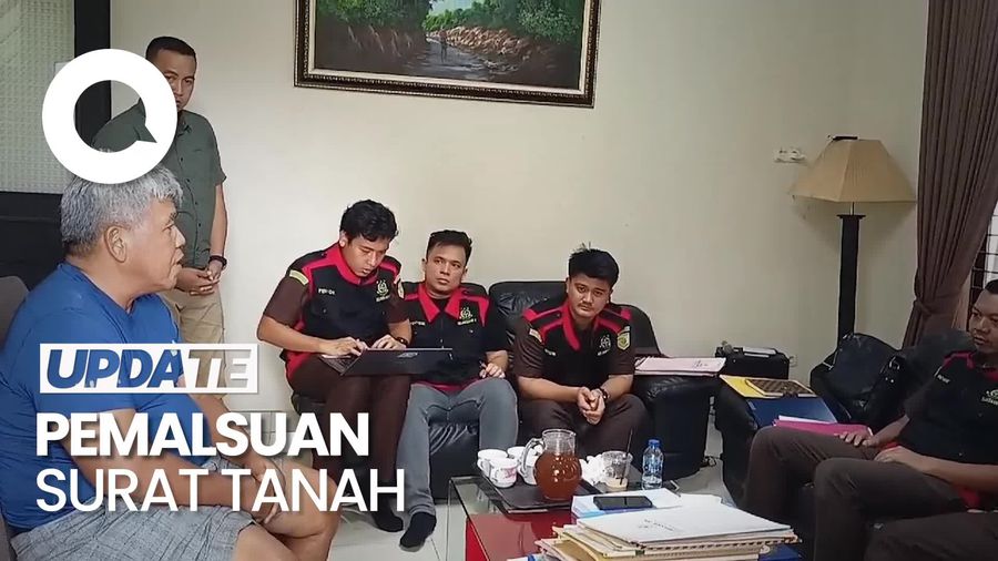 Video: Kejari Muba Geledah Rumah Eks Pegawai BPN Terkait Dugaan Pemalsuan Surat Tol