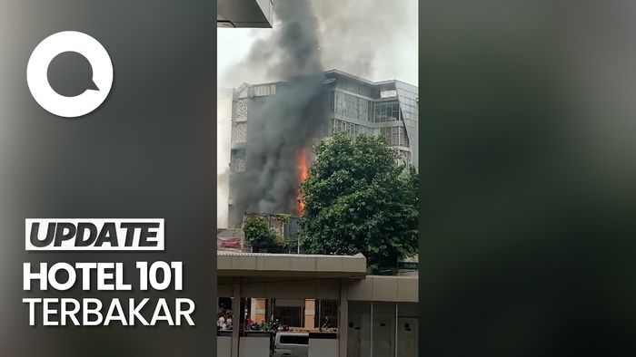 Video: Kobaran Api Kebakaran Hotel di Glodok Jakbar