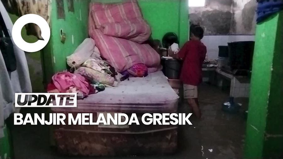 Video: Banjir Rendam Puluhan Rumah di Desa Bambe Gresik