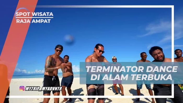Menari Seru di Alam Terbuka, Raja Ampat