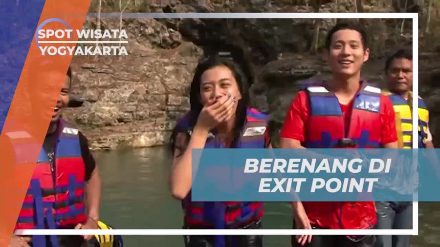Berenang Ceria di Exit Point Goa Pindul, Yogyakarta