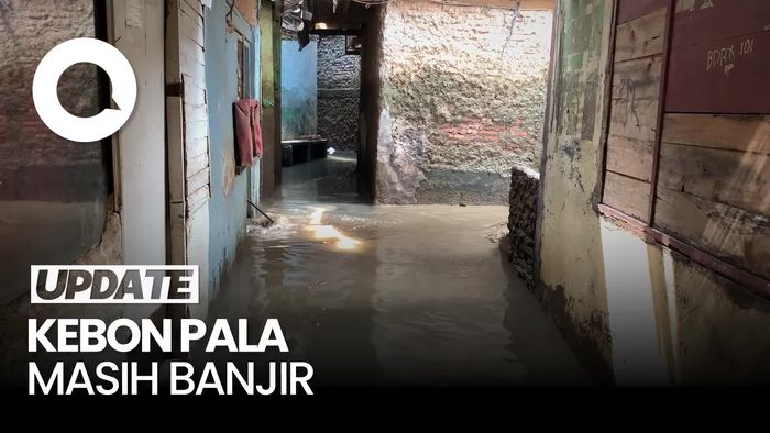 Video: Hari Kedua Ramadan, Rumah Warga di Kebon Pala Masih Terendam