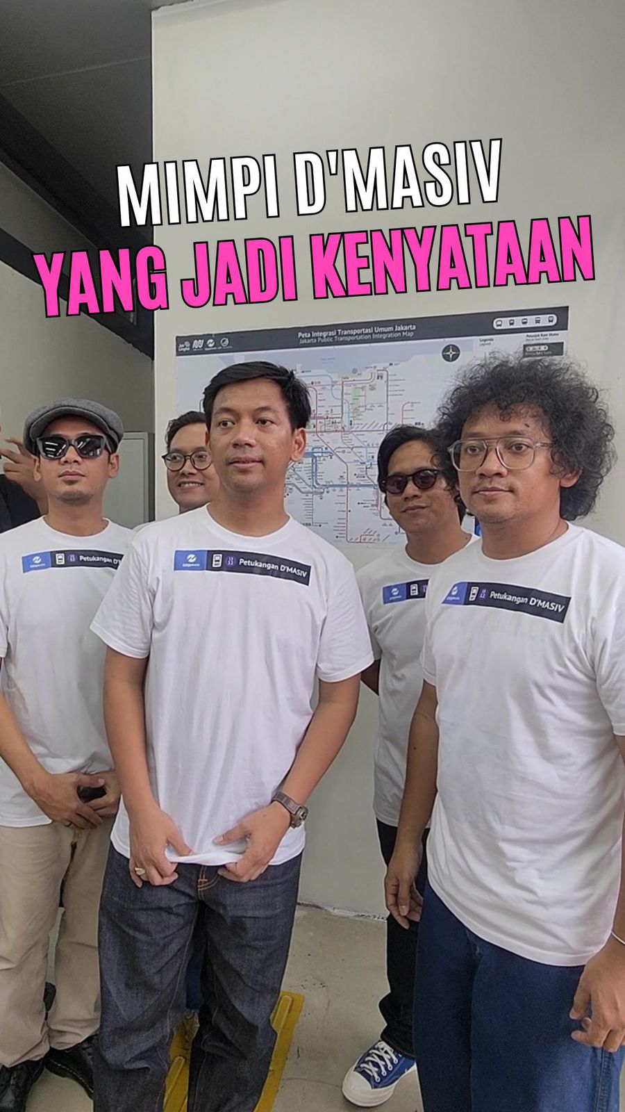 Video: Mimpi DMASIV Namanya Dipakai di Halte TransJakarta Jadi Kenyataan