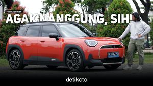 Review MINI Aceman SE: Begini Toh Rasanya Mobil Listrik Murni dari MINI!