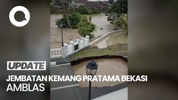 Video Jembatan Kemang Pratama Bekasi Amblas Digerus Banjir