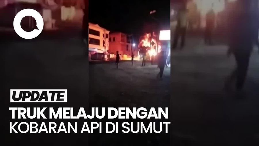 Video: Kronologi Truk Bawa 46 Motor Terbakar Hebat di Jalan Lintas Sumatera