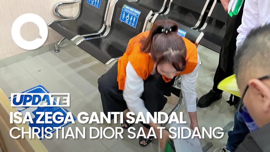 Video: Sandal Christian Dior Isa Zega Curi Perhatian di Sidang Eksepsi