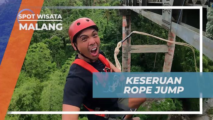 Menikmati Keseruan dalam Aktivitas Rope Jump di Jembatan Tegaron, Malang  