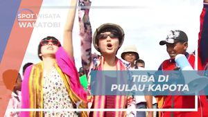 Tiba dengan Meriah di Pulau Kapota, Wakatobi