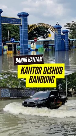 Video Kantor Dishub Kota Bandung Terendam Banjir