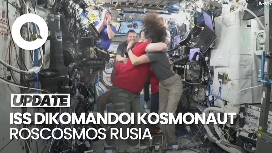 Video Momen Hangat Astronaut AS Serahkan Komando ISS ke Kosmonaut Rusia